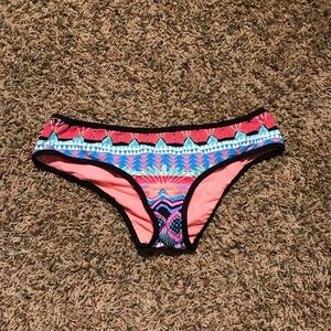 Hobie Tribal Print Ruched Bikini Bottoms size med
